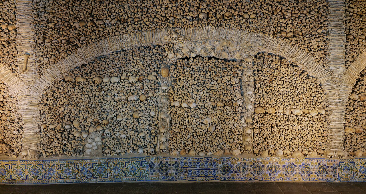 Capela dos Ossos